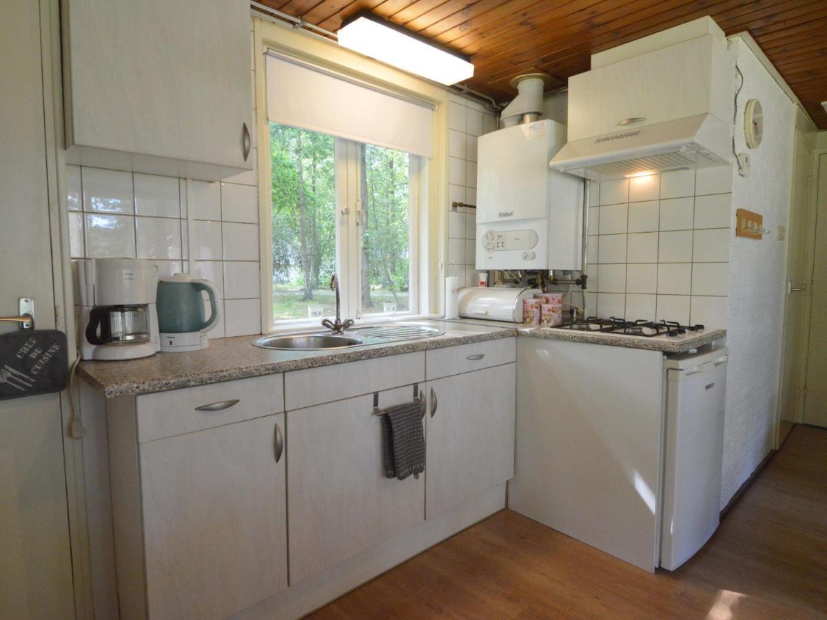Detached Bungalow With Lovely Covered Terrace In A Nature Rich Holiday Park Stramproy Zewnętrze zdjęcie