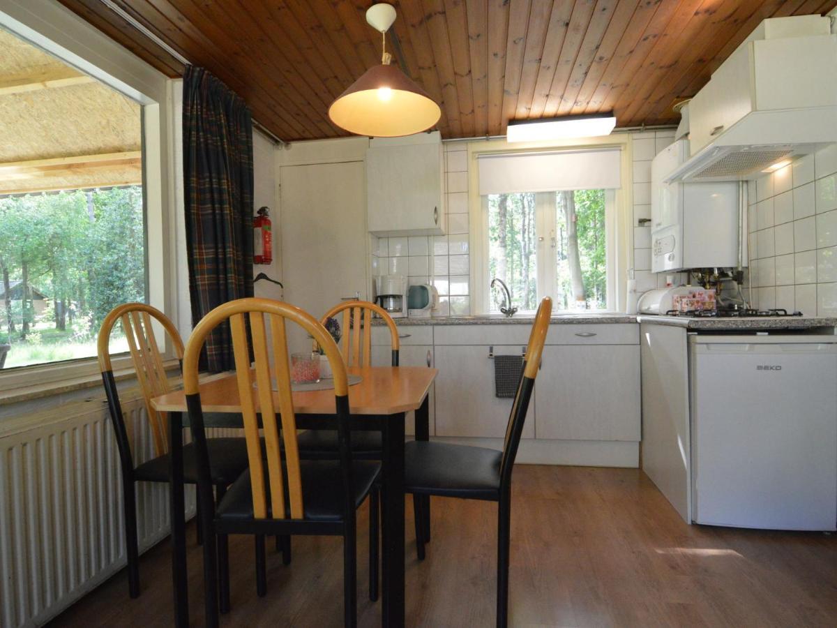 Detached Bungalow With Lovely Covered Terrace In A Nature Rich Holiday Park Stramproy Zewnętrze zdjęcie